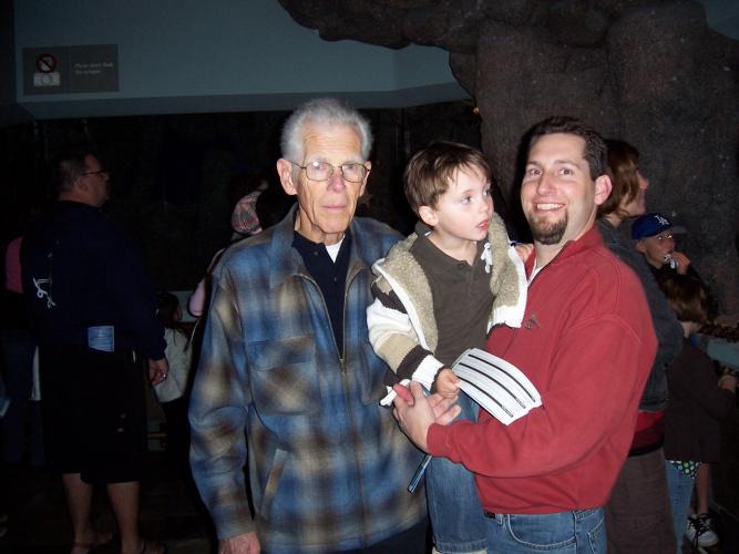 Rog, Matt & Garrett at Monterey Bay Aquarium - Nov. 2008